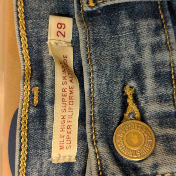 Levi's Mile High Super Skinny Jeans - Picture 3 of 6